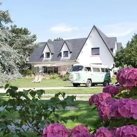 לינה וארוחת בוקר D'hotes 