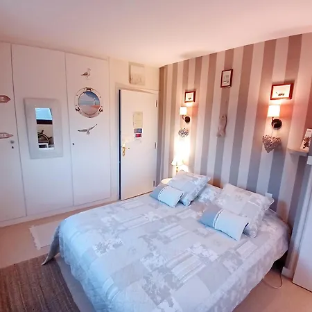 לינה וארוחת בוקר D'hotes 